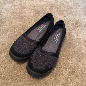 Sketchers shoes
